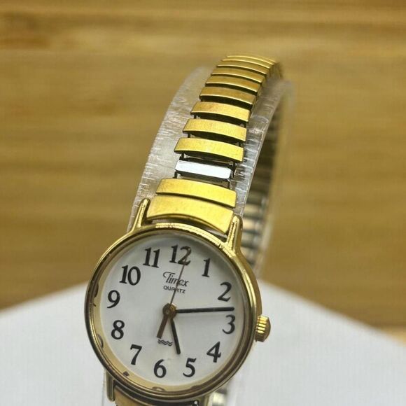 VINTAGE TIMEX QUARTZ LADIES WATCH - Picture 5 of 5